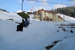Nearby ski lift in Slavske