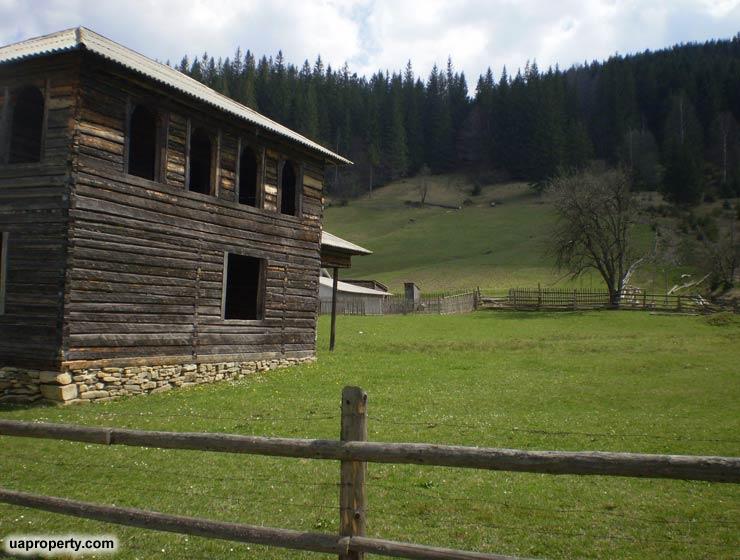 Property in Ukraine, Ukrainian real estate, house for sale in Ukraine