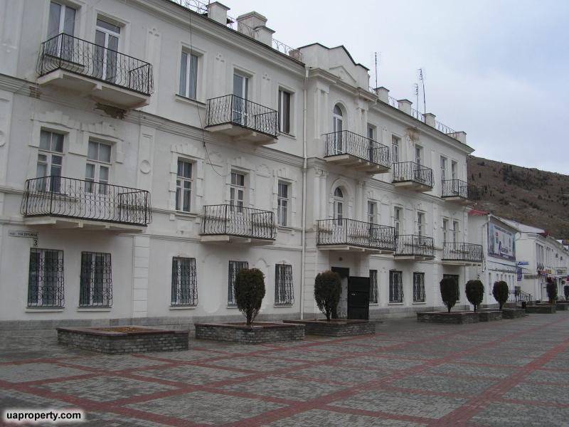 Property in Ukraine , Crimea property for sale , property investment in